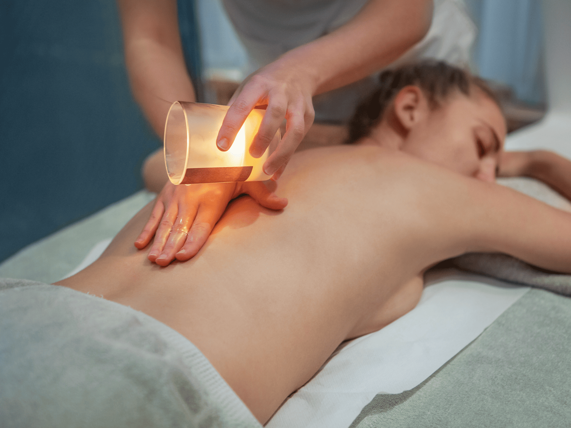 candle-massage